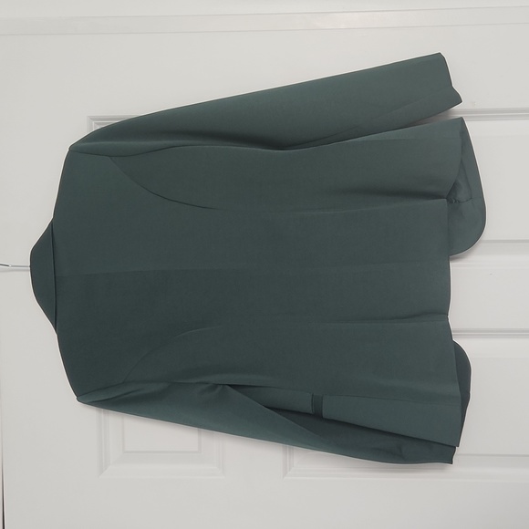 Blazer - Picture 2 of 2